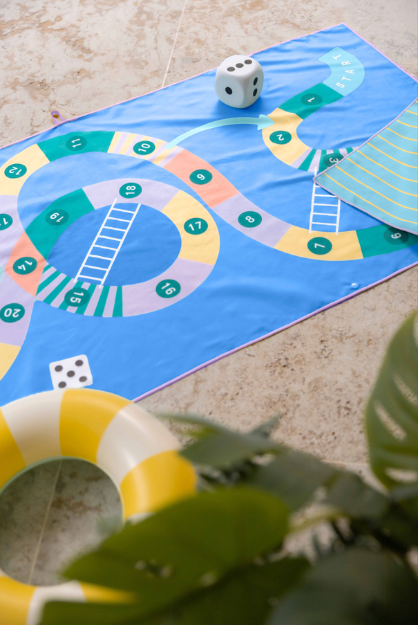 PlayTowel M - Snakes and Ladders